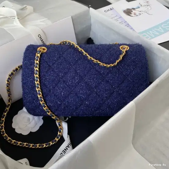 First Bag Ru BAG FLAP CHANEL 0527